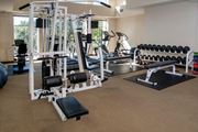 Edina apartment for rent - Fitness room weights and cardio machines