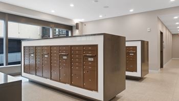 Mail area & package room