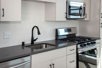 Granite counter tops in kitchen