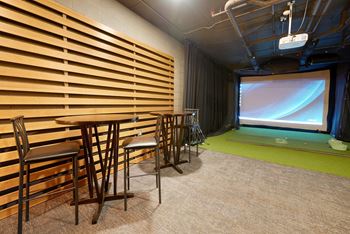 Golf simulator