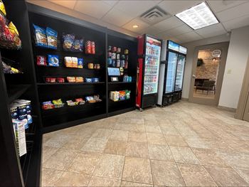 Mini market