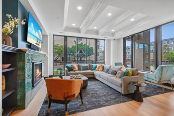 Fireplace lounge