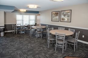 Rosemount apartment for rent - community room dining tables
