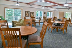Circle Pines apartment for rent - community room with lots of seating