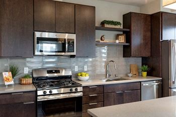 Quartz countertops