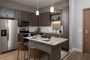 Shoreview apartment for rent - Gourmet Kitchen at The Edison at Rice Creek I and II, Shoreview Minnesota