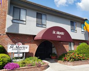 Concord apartment for rent - the front entrance apartments