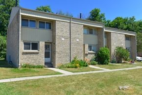 London townhouse for rent - Westmount Village Townhomes