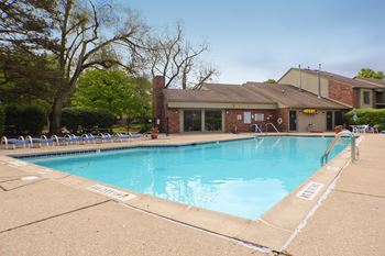 Expansive resort-style sundeck