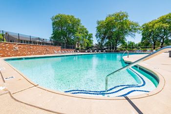Sparkling swimming pool