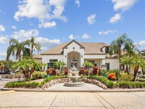 Orlando apartment for rent - a fountain in front of a house