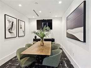 Atlanta apartment for rent - a dining room with a table and chairs