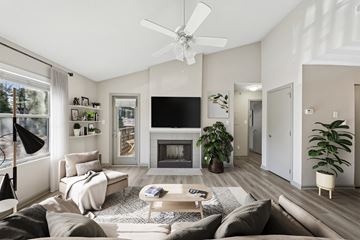 Chapel Hill apartment for rent - Crosstown at Chapel Hill
