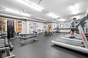 Pittsburgh apartment for rent - a gym with people on treadmills and other exercise equipment
