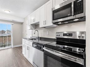 Williamsville apartment for rent - Kitchen