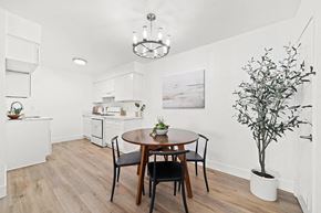 Compton apartment for rent - a dining room and kitchen with a table and chairs