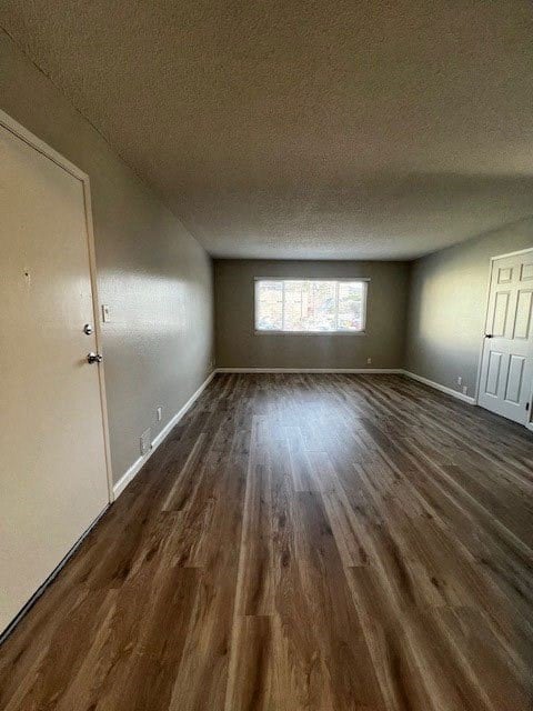 Floor plan for 2 beds, 1 bath, 750 sqft