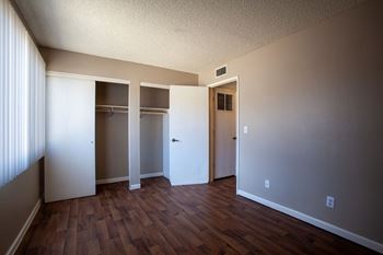 Wood style flooring