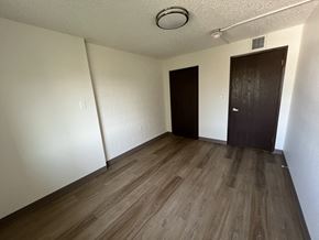 Livingston apartment for rent - bedroom wooden floors