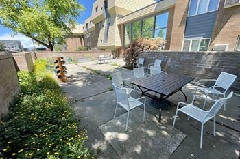 Patio/picnic area