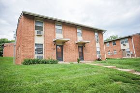 St. Louis apartment for rent - An exterior of a building.