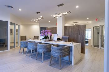 Leasing center