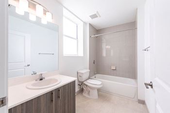 Ceramic bath surround