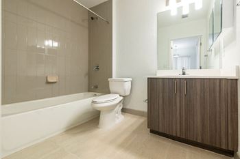 Ceramic bath surround