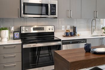 Porcelain backsplash