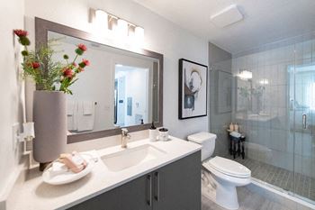 Porcelain bath surround