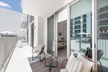 Patio/balcony*