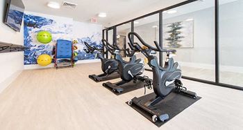 Yoga/spin studio