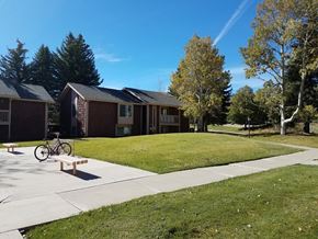 Park City apartment for rent - Holiday Village Exterior