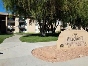 Sandy apartment for rent - Willowood Sign