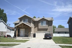 Heber apartment for rent - a house with a car parked in front of it
