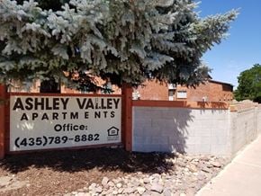 Vernal apartment for rent - Ashley Valley Sign