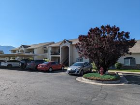 Logan apartment for rent - Aspen Court Exterior