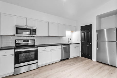 Floor plan for 1 bed, 1 bath, 749 sqft