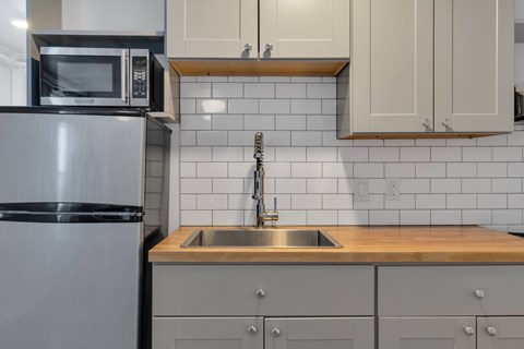 Floor plan for 1 bed, 1 bath, 450 sqft