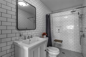 Grand Island apartment for rent - Tiled Bath Studio Apartment