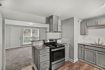 Kansas City townhouse for rent - Skylark Point Apartments