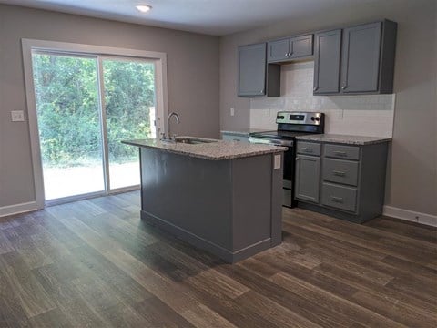 Floor plan for 1 bed, 1 bath, 649 sqft