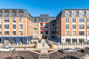 Lemont apartment for rent - Marbella of Lemont Front Facade