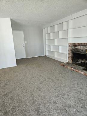 Bay Point apartment for rent - livingroom