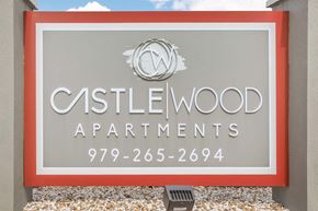 Clute apartment for rent - Property Signage at Castlewood Apartments, Clute