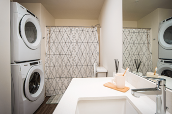 In-unit washer & dryer