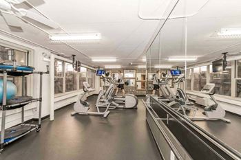 24/7 Whole body fitness