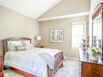 Cathedral ceilings (in select units)