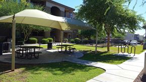 Phoenix apartment for rent - Rehoboth Place apartments in Phoenix, AZ picnic area