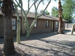 Phoenix apartment for rent - Yale Court Apartments in Phoenix, AZ